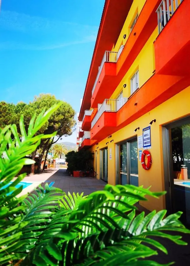 מלון דירות מלגרט דה מאר Apartamentos Quintasol